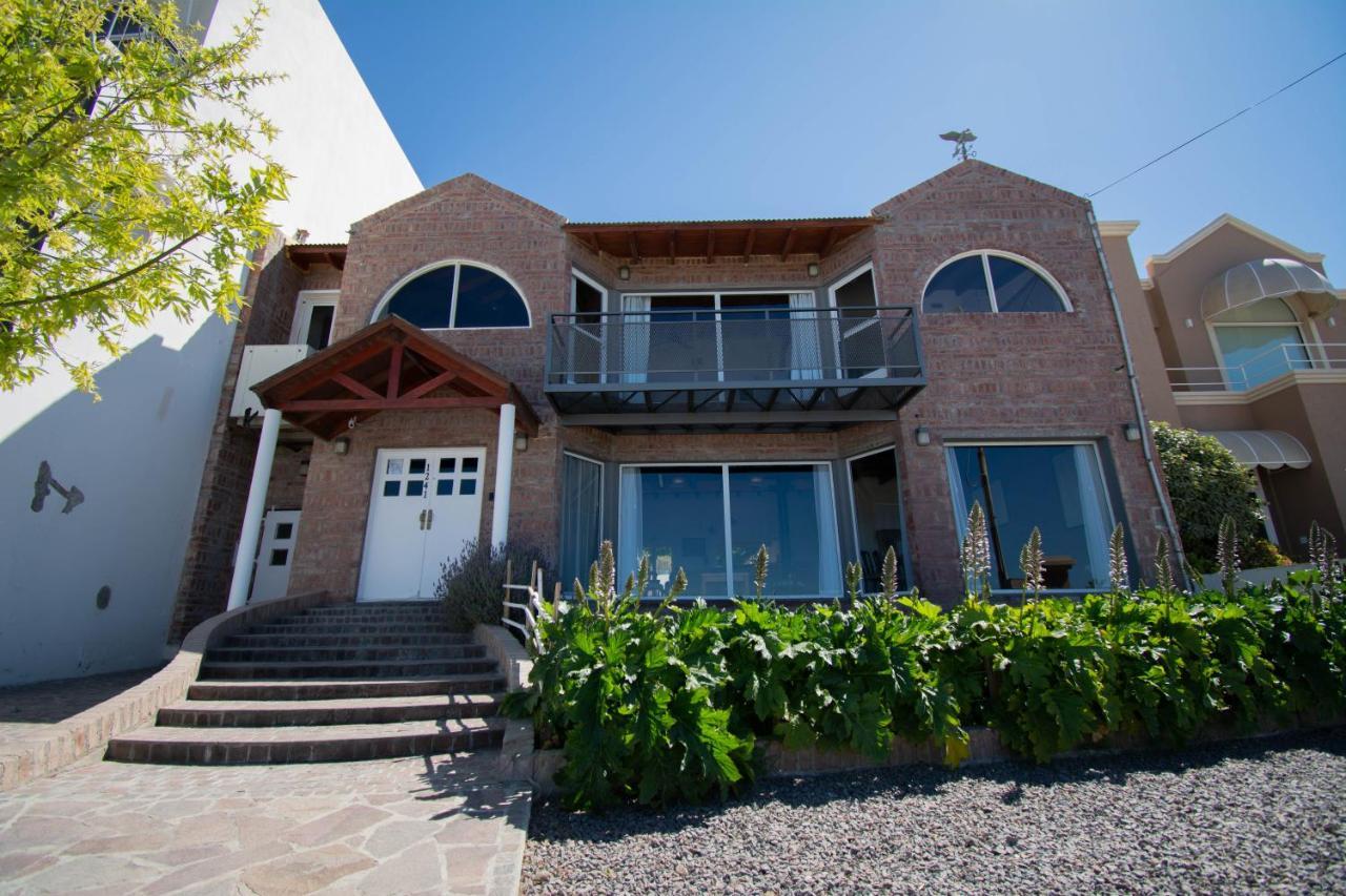 La Veleta Hotel Puerto Madryn Buitenkant foto